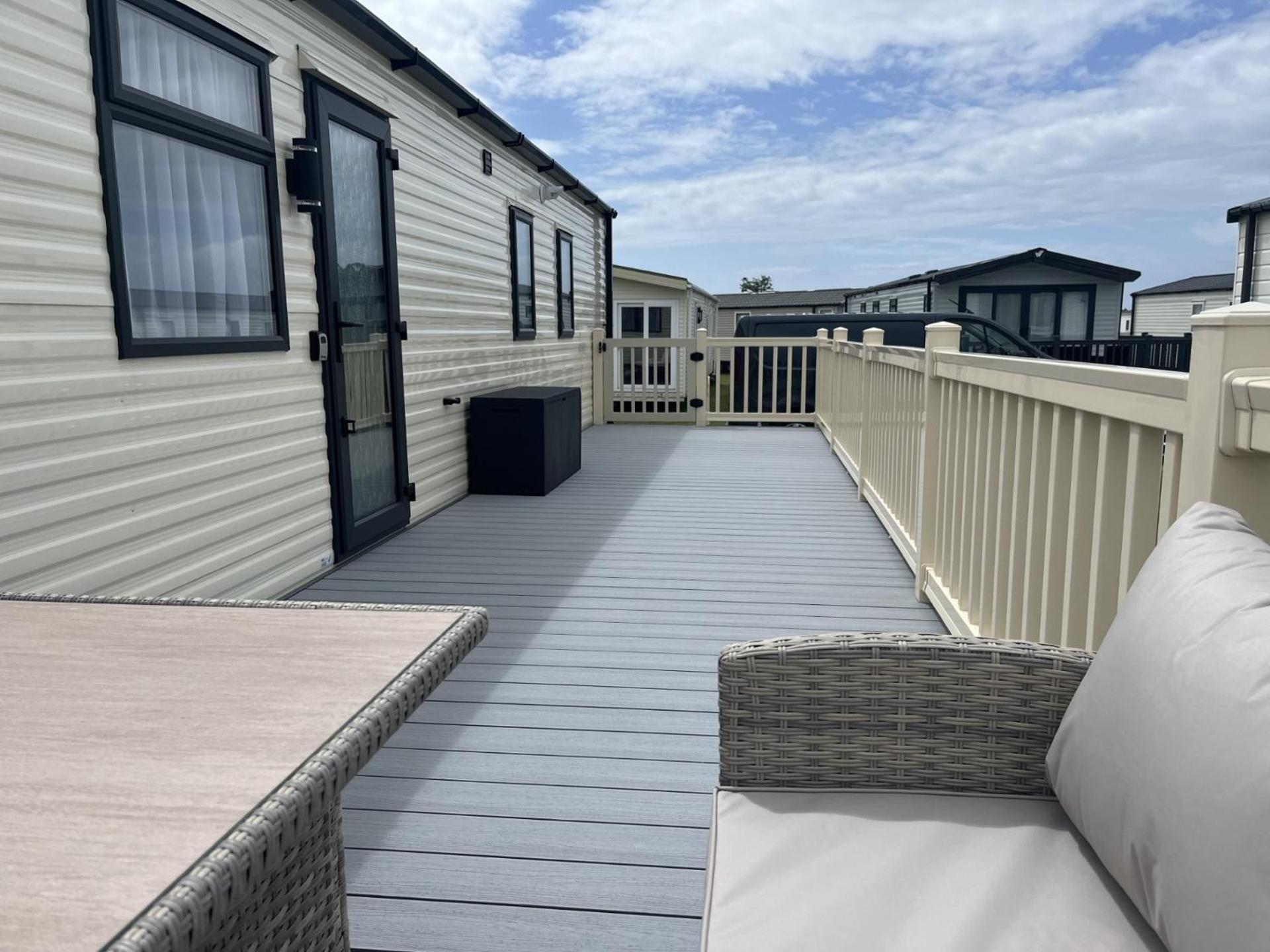 Visma Caravan Llanddwywe 外观 照片